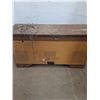Image 8 : * Vintage Radio/Record Player Cabinet w/Records - Untested, As is - 51x17x28" - Pickup Only