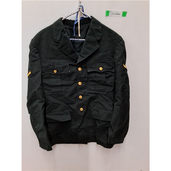 *Canadian Military Dress Jacket-1969