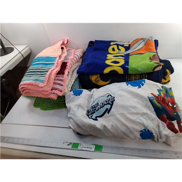 (3) Children's Throw Blankets, (2) Adult Throw Blankets, & Spiderman Double Bedsheet- Pickup Preferr