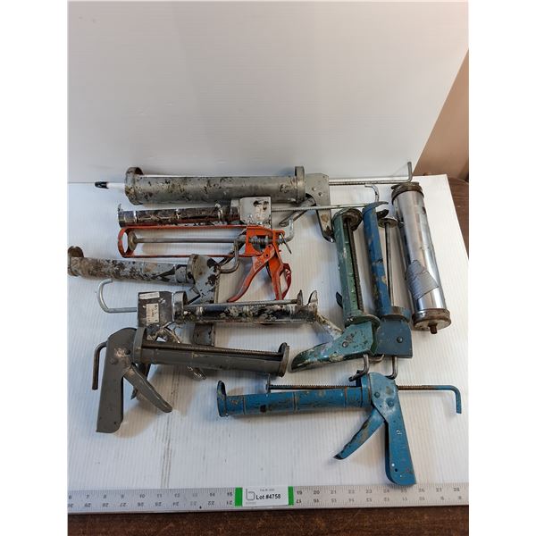 Caulking Guns (9) Grease (1) - As Is - PICK UP