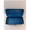 Image 2 : Metal Tackle Box 11" x 5" x 3.75"