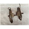 Image 5 : Group Of 3 Vintage Leghold Traps