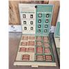 Image 2 : Vintage Vintage Trubyte New Hue Dental Prosthetic Teeth Display