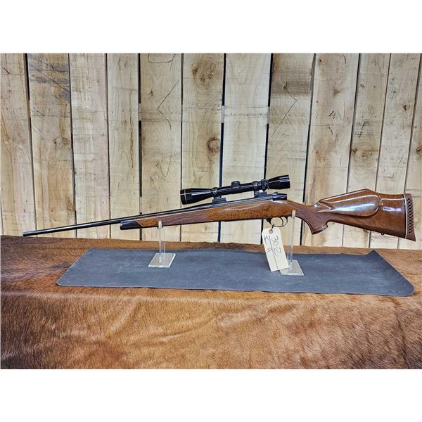 NICE Weatherby Mark V Weatherby 300W.M. Bolt Action Rifle
