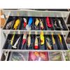 Image 7 : Vintage UMCO Fishing Tackle Box With 52 Crank Bait Lures