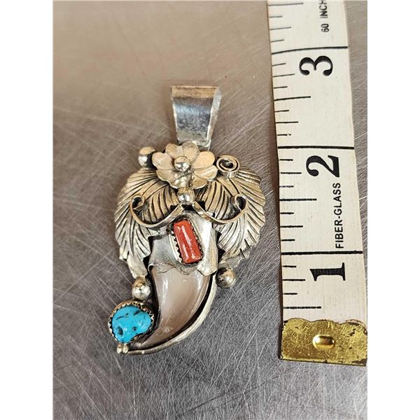 Navajo Sterling Silver Black Bear Claw Necklace Pendant