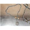 Image 4 : 5 Native American Style Necklaces