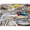 Image 11 : Vintage Simonsen Fishing Tackle Box With 60 Crank Bait Fishing Lures