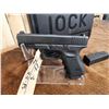 Image 2 : Glock Model 23 .40 cal Semi Auto Pistol