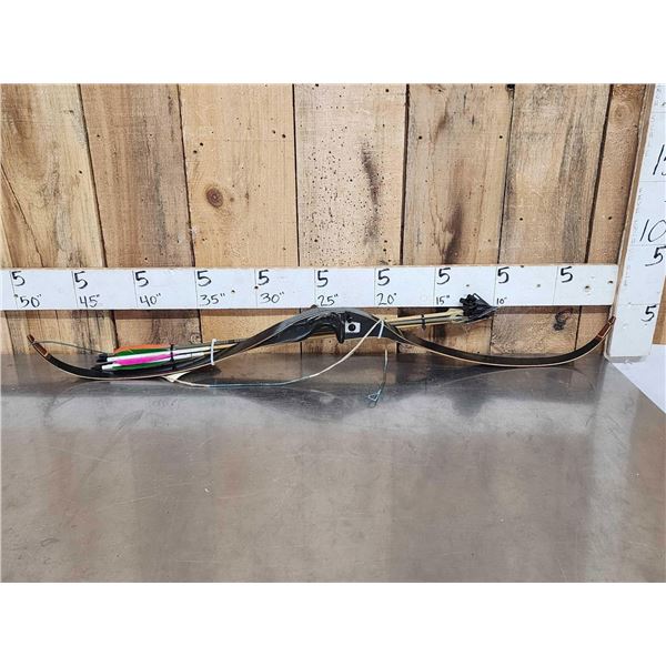 Vintage Shakespeare Wonderbow Recurve Bow