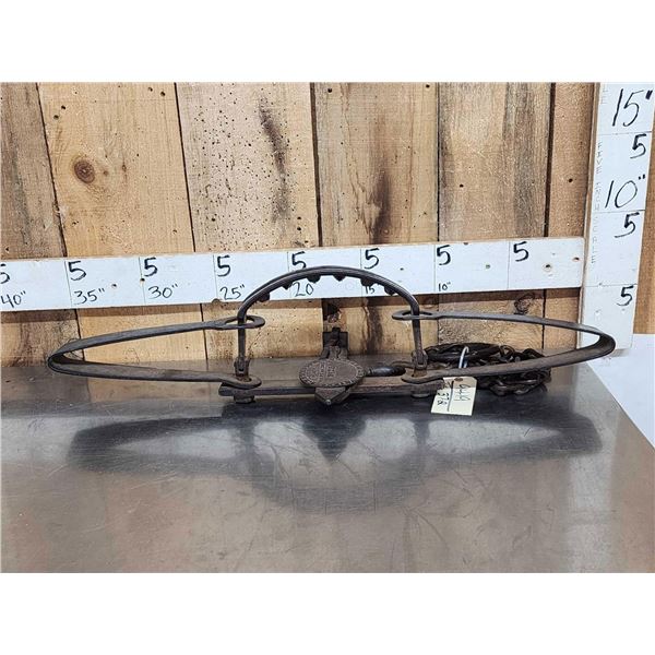 S Newhouse Oneida Community #15 Bear Trap