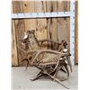 Image 2 : Gorgeous Elk Antler Chair