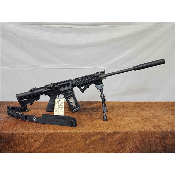 Smith & Wesson M&P15 5.56 Semi Auto Rifle