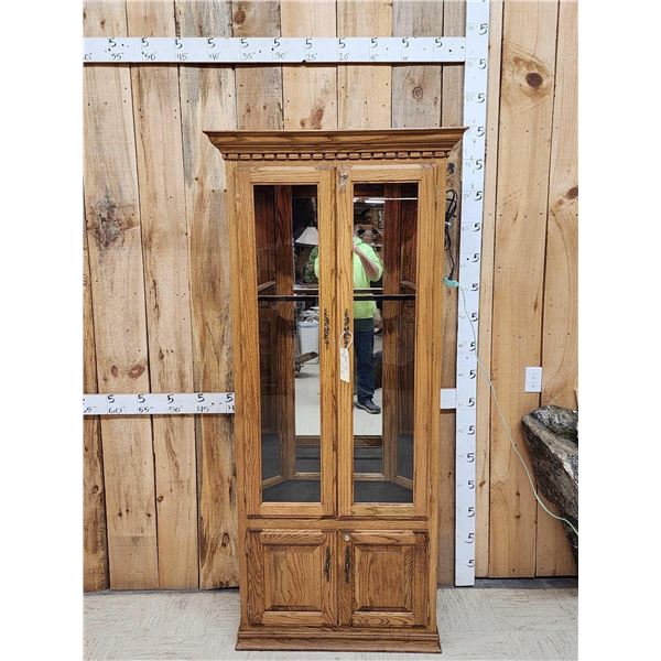Oak 8 Place Gun Cabinet