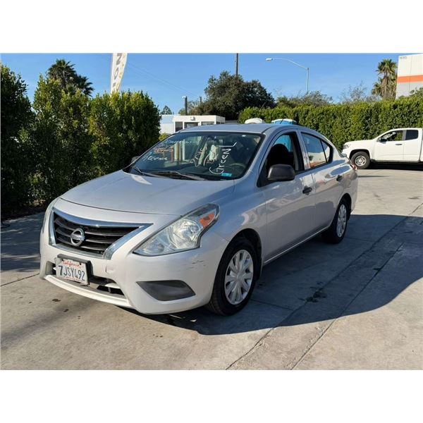 NISS VERSA 2015 T-DONATION