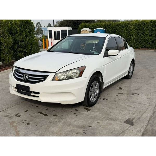 HOND ACCORD 2012 T-DONATION