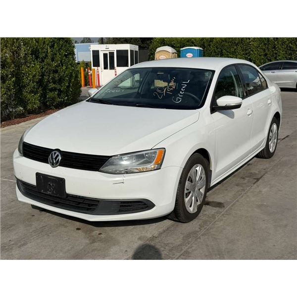 VOLK JETTA 2014 O/S TITLE 2 DAYS