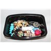 Image 1 : TRAY OF ESTATE JEWELLERY BOX CONTENTS