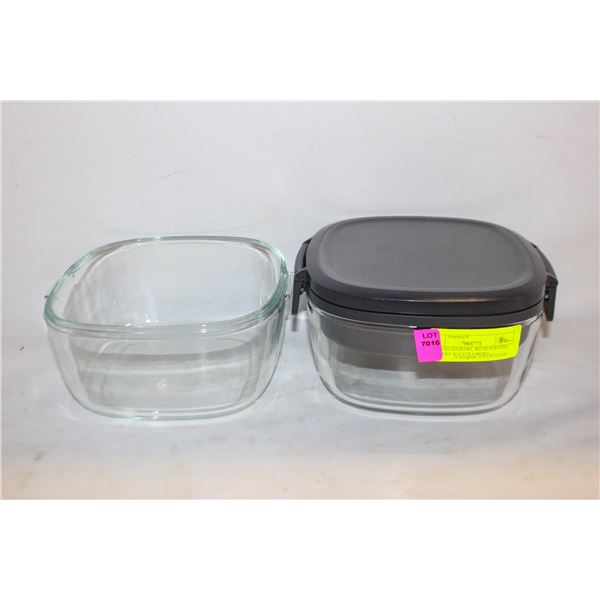 NEW SALAD BOWL WITH SERVING DIVIDERS W EXTRA BOWL