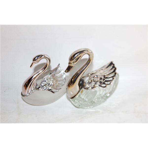 2PCS VINTAGE SWAN SALT KEEPERS