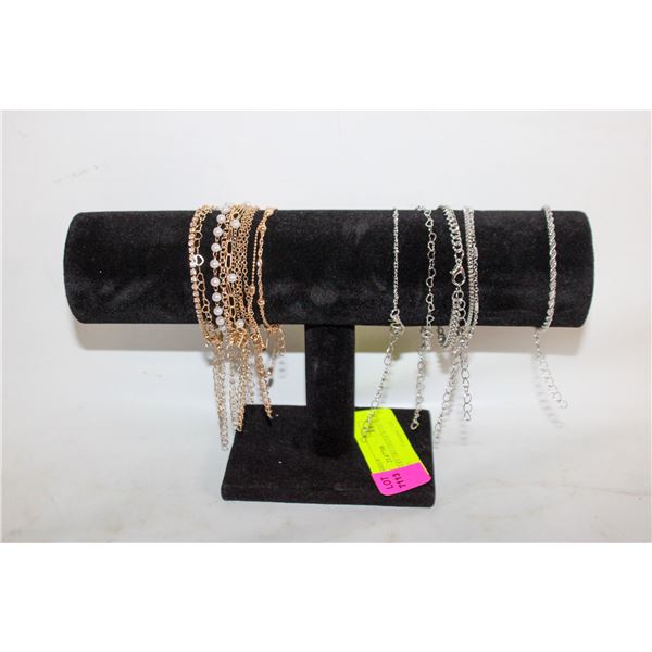 NEW JEWELRY ORGANIZER WITH 14 BRACELETS