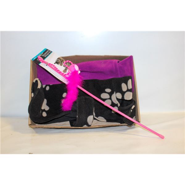 2 CANINE FLEECE SWEATERS SZ S/M + NEW