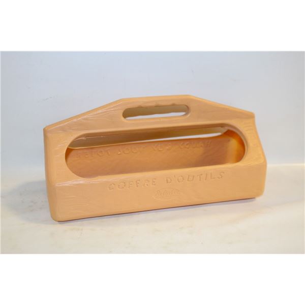 VINTAGE HANDY BOY TOOL TOTER RELIABLE TOYS CA