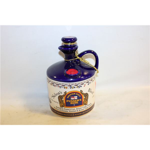 VINTAGE PUSSERS RUM NELSONS BLOOD DECANTER