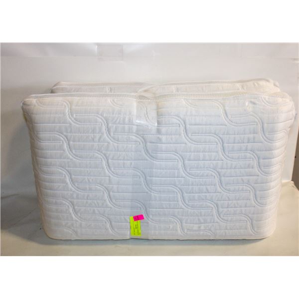 2PK LAZYBOY PILLOWS QUEEN SIZED