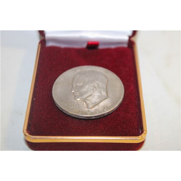 1972  EISENHOWER USA DOLLAR IN CASE
