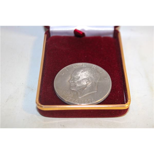 1776-1976  EISENHOWER USA DOLLAR IN CASE
