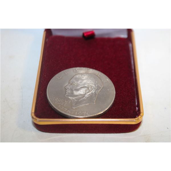 1776-1976  EISENHOWER USA DOLLAR IN CASE