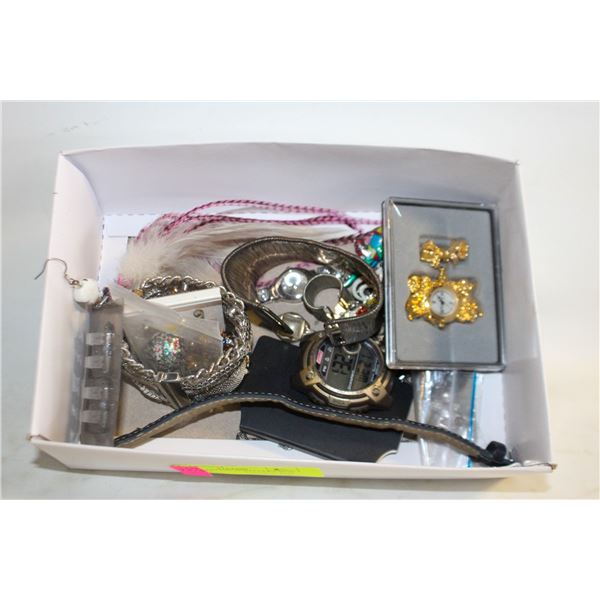 TRAY OF ESTATE JEWELLERY BOX CONTENTS