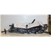 Image 1 : SNOW MOUNTAIN TELESCOPIC SNOWSHOE POLE
