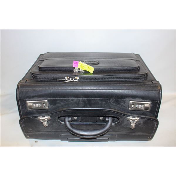 BUGATTI CARRYING CASE WHEELED EXT HANDLE