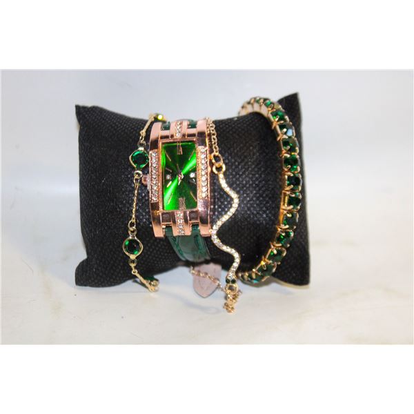 NEW 4PCS WOMEN'S WATCH AND BRACELETS