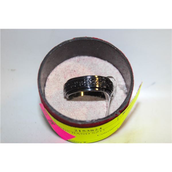 NEW MENS BAND SZ11