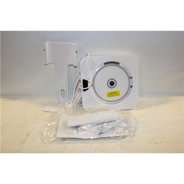 NEVER USED WHITE MOUNNTABLE CD PLAYER