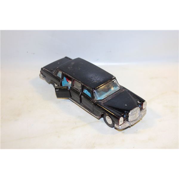 1950'S DINKY TOYS MECCANO MERCEDES-BENZ 600
