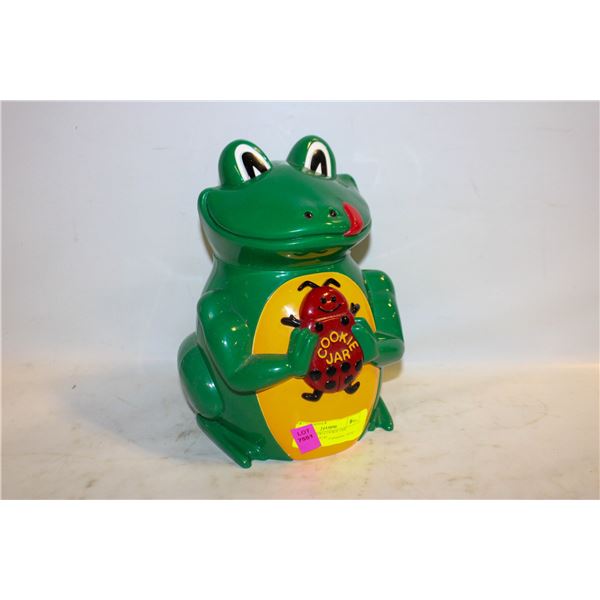 VINTAGE FROG COOKIE JAR SINGING MUSICAL