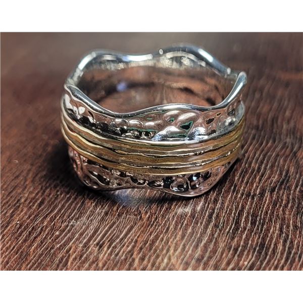 25)  BEATEN SILVER LOOK WITH 3 FINE GOLD