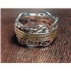 Image 1 : 25)  BEATEN SILVER LOOK WITH 3 FINE GOLD