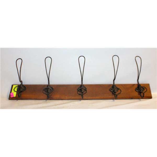RUSTIC STYLE COAT HANGER RACK