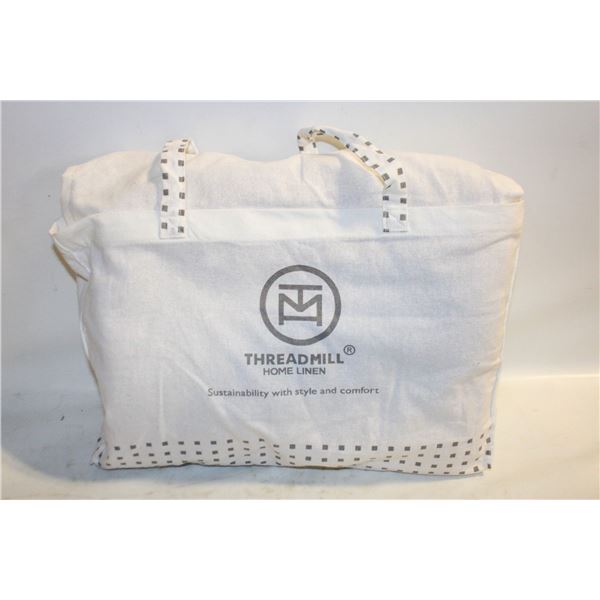 THREADMILL 100% QUEEN SIZED BLANKET SAND