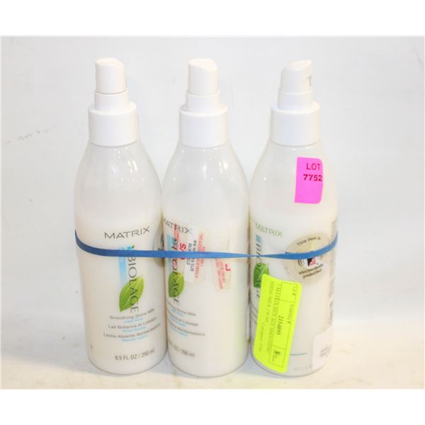 (2) MATRIX BIOLAGE DETANGLING SOLUTION & MOISTURE