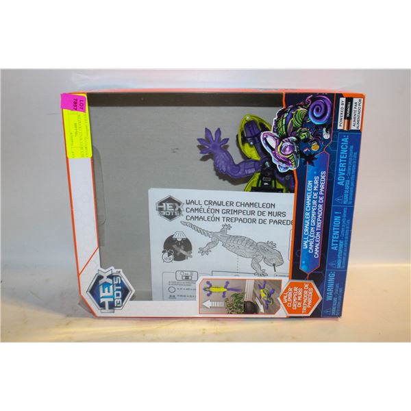 HEX BOTS WALL CRAWLER CHAMELEON