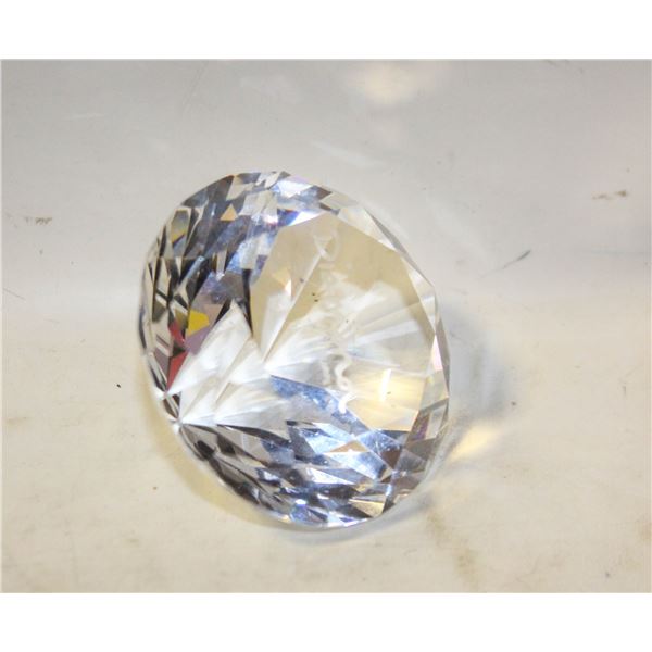 DIAMOND SUPPLY PAPERWEIGHT