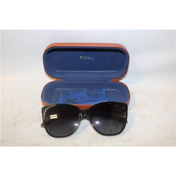 NEW FOSSIL POLARIZED SUNGLASSES W CASE