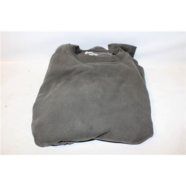 NEW BENCH CREW SWEATSHIRT MEDIUM