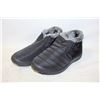 Image 1 : BLACK SHOES WITH FUR LINER SIZE 6.5